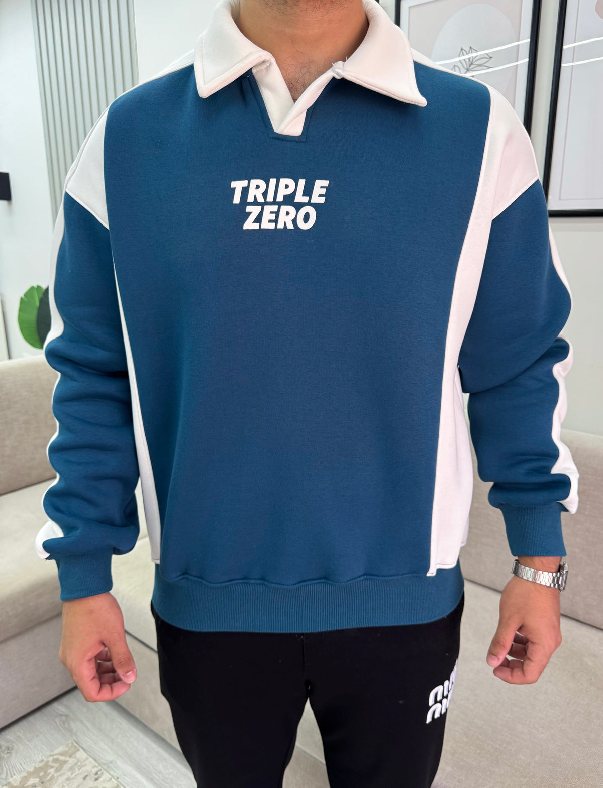 Triple zero relaxed sweatshirt