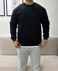 Black round relaxed fit sweatshirt
