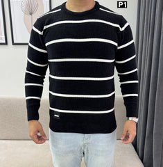 Black tricot pullover