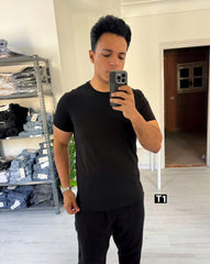 Black basic t-shirt